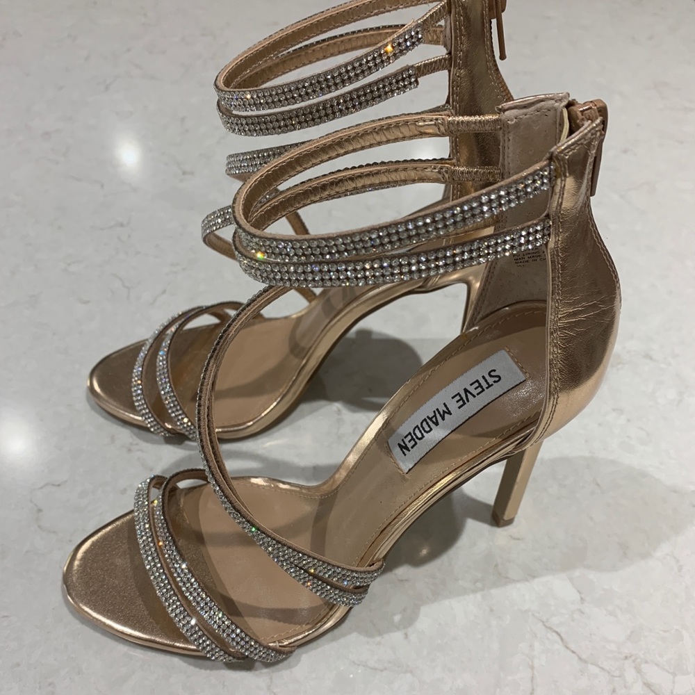 Steve Madden heels NEW